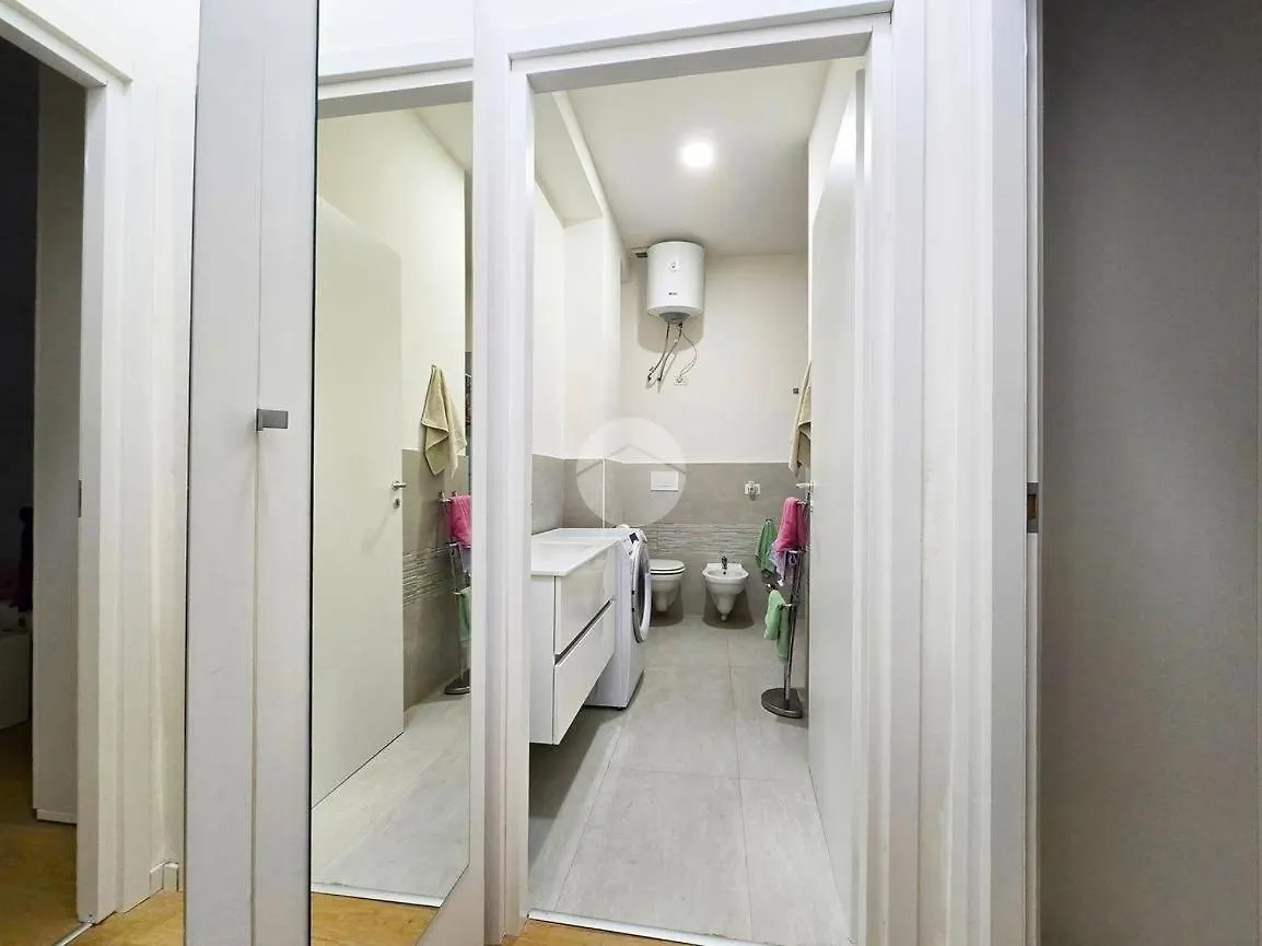 Appartamento Regina Trilocale X6 Persone Max Milánó Apartman